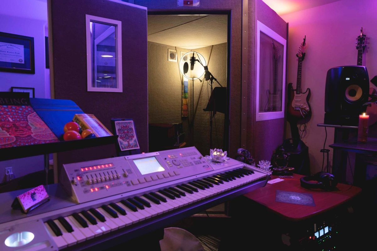 Keyboard and vocal booth
